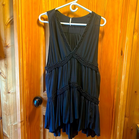 FREE PEOPLE - V-NecK, Mini Navy Dress - Size: M - Picture 1 of 6